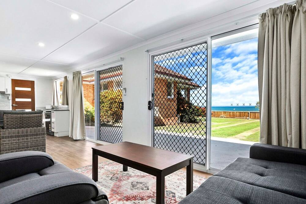 Photo of Bedroom in Point Vernon