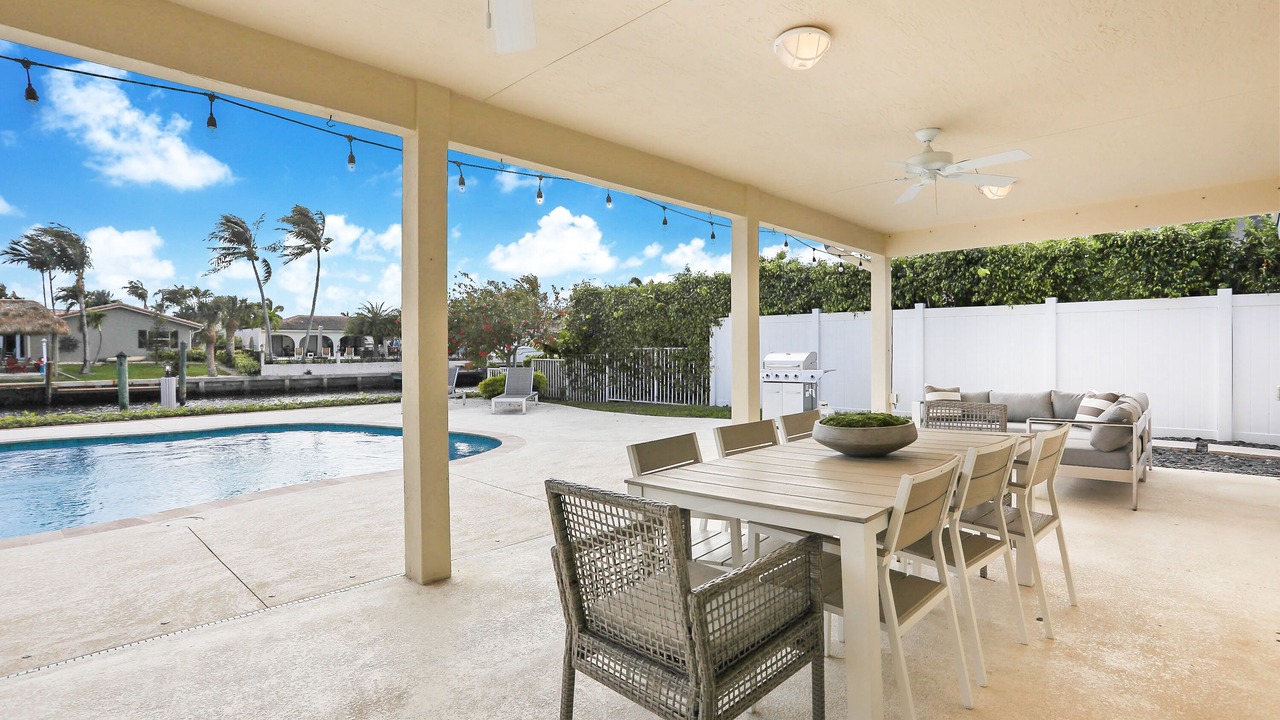 Photo of Outdoor in Hillsboro Beach