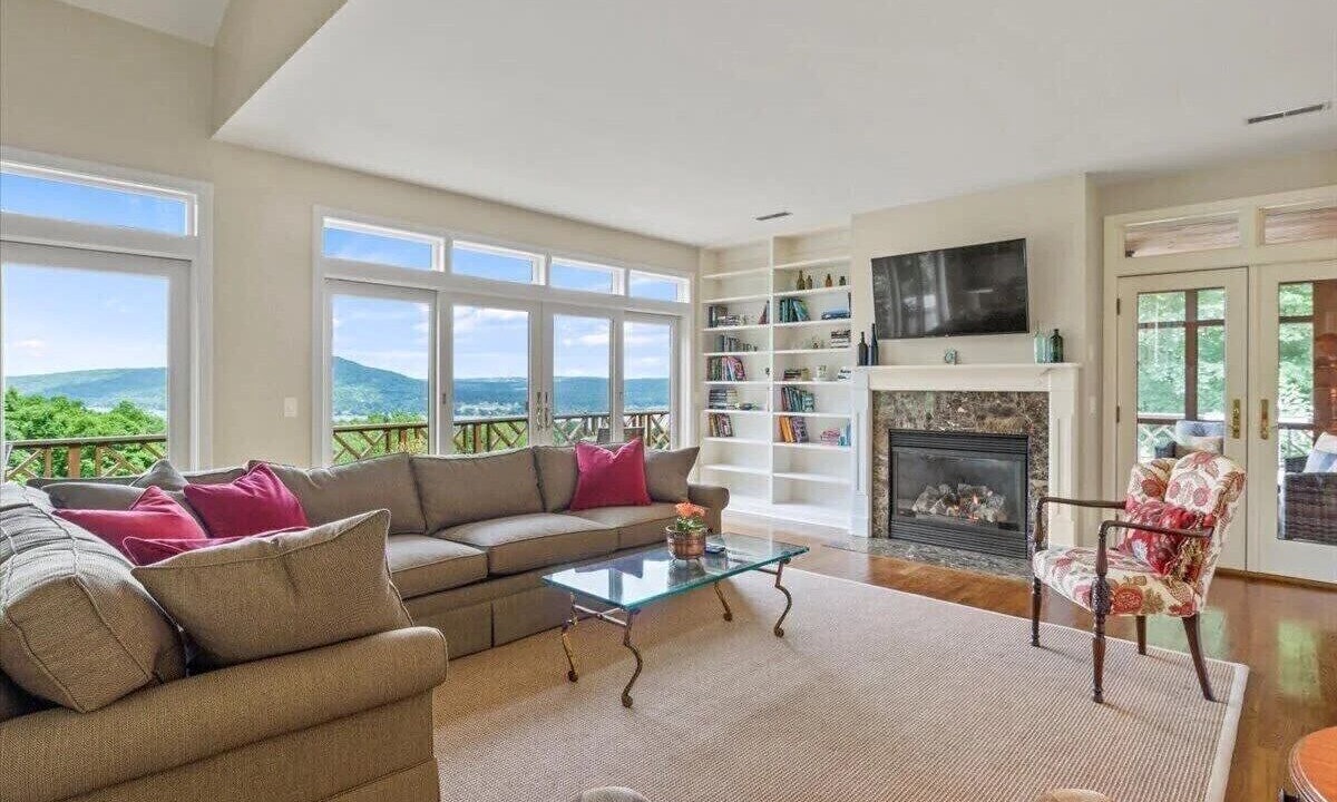 Photo of Livingroom in Naples