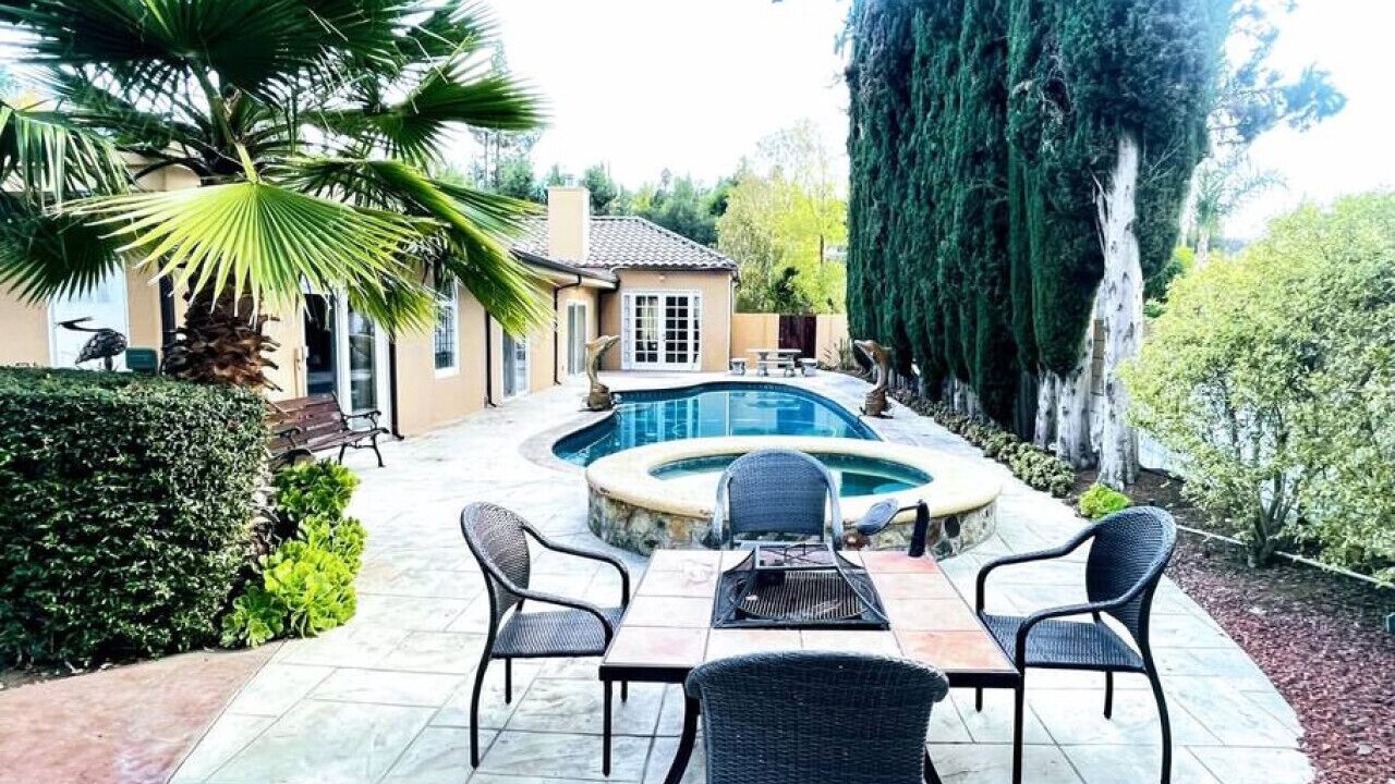 Photo of Outdoor in Sawtelle