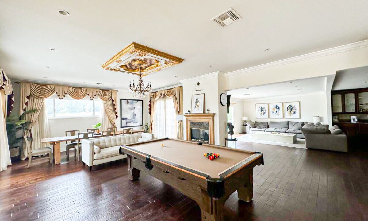 Photo of Bedroom in Sawtelle