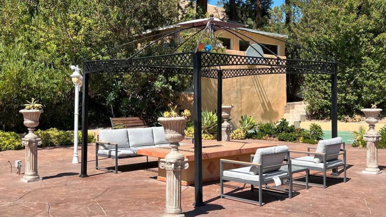 Photo of Outdoor in Sawtelle