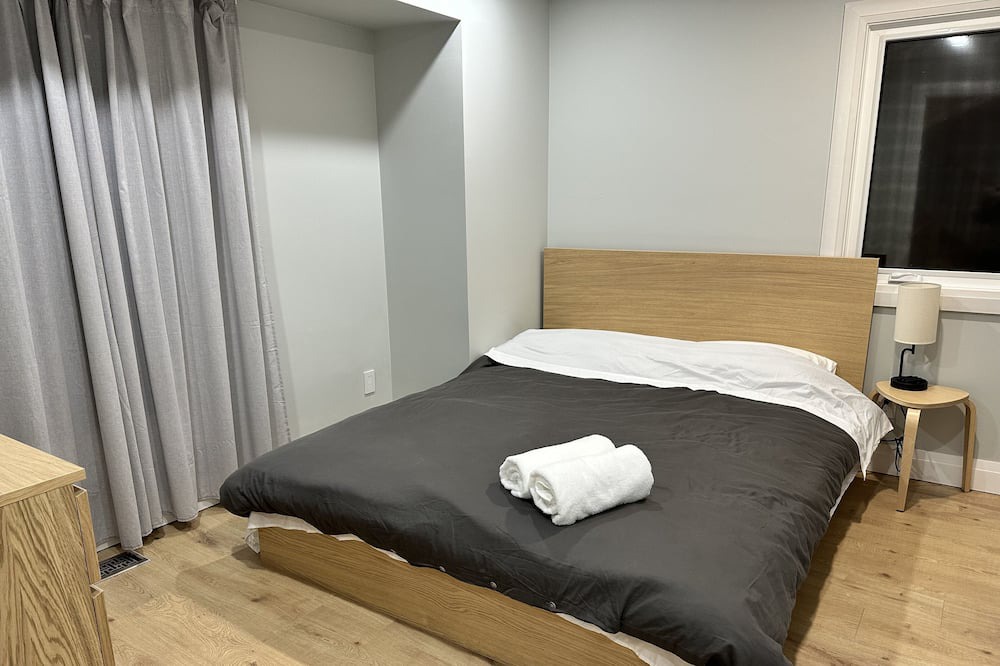 Photo of Bedroom in Innisfil