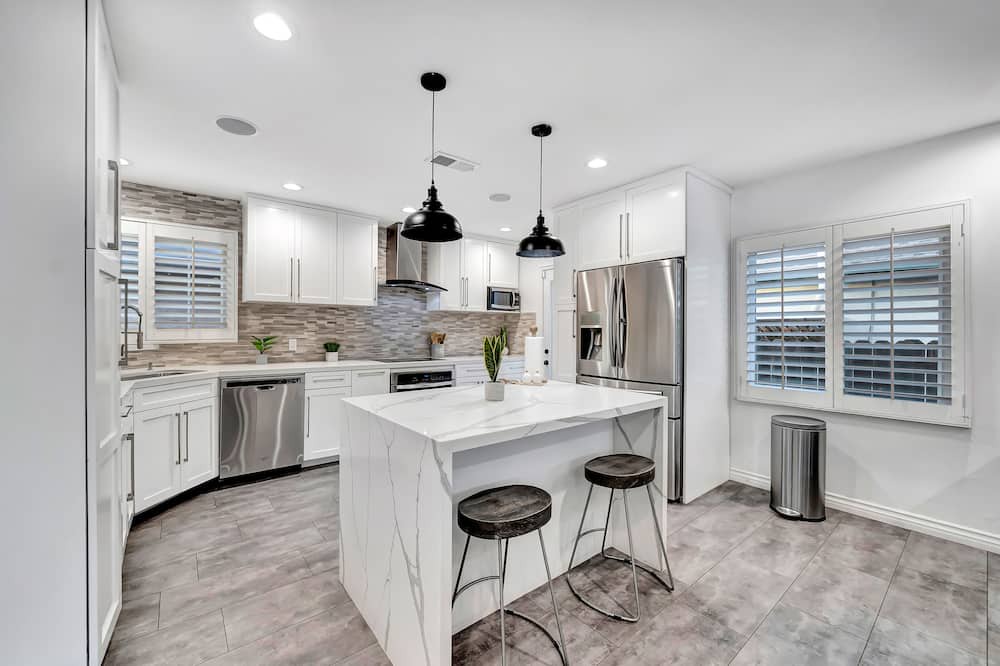 Photo of Kitchen in Warner Center