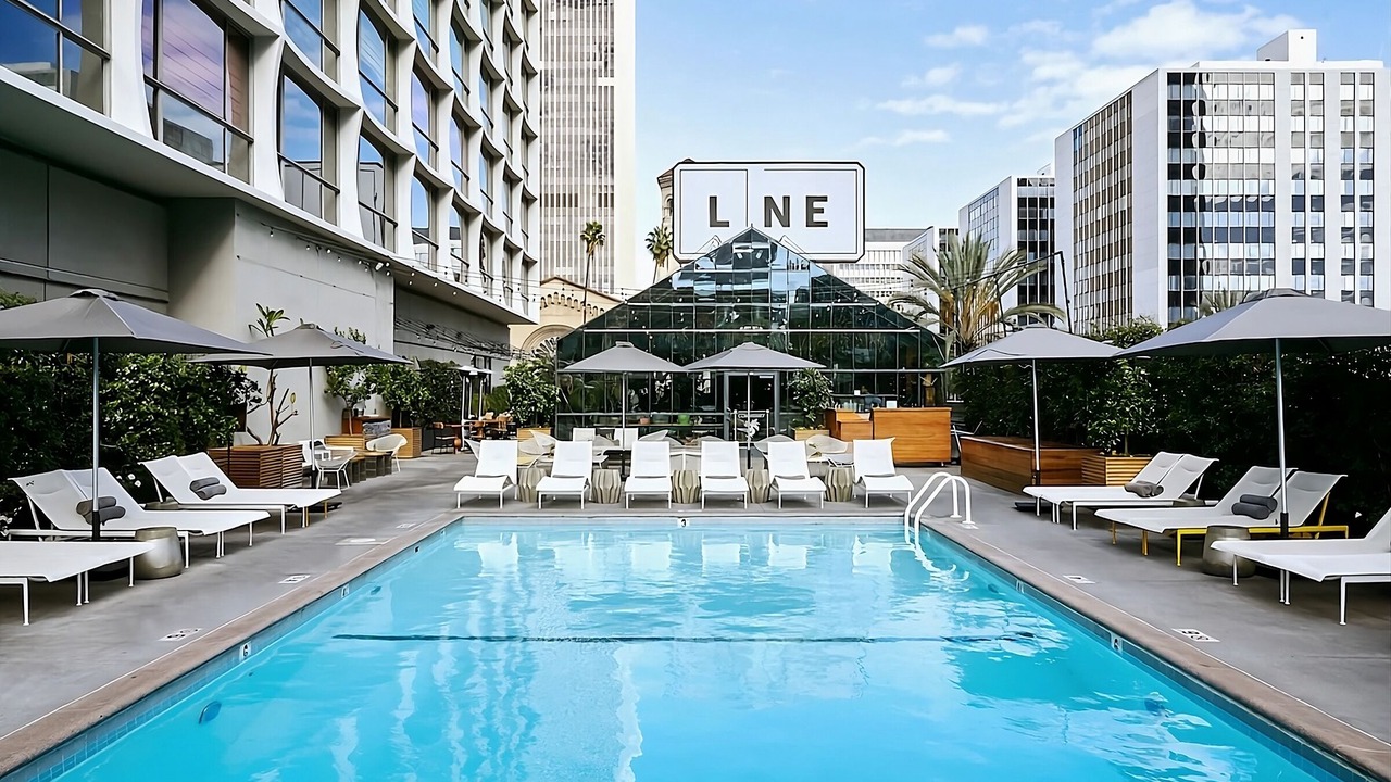 Photo of Outdoor in Wilshire Center