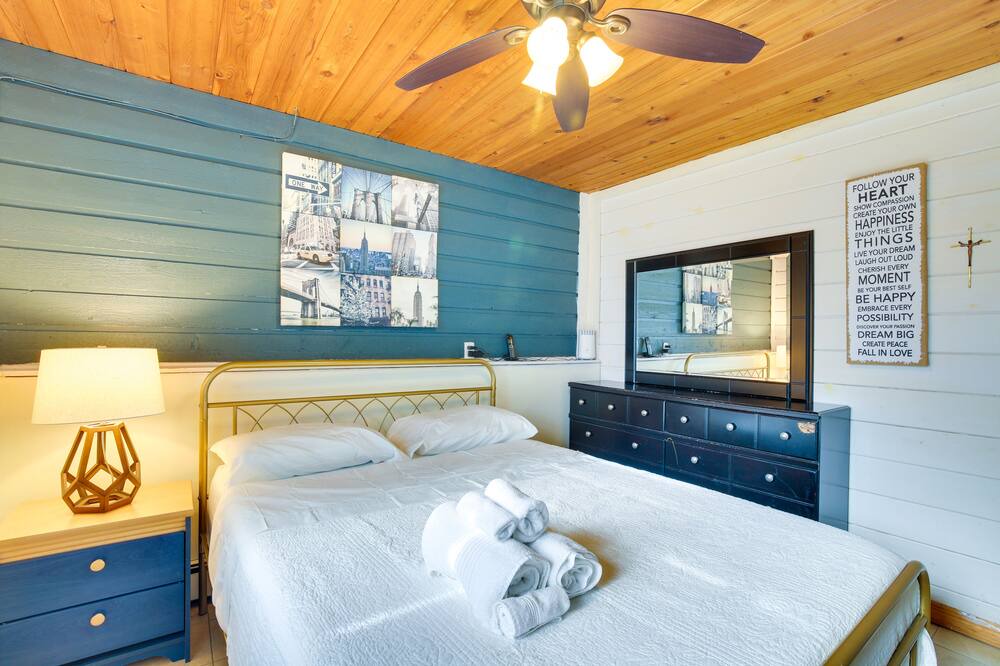 Photo of Bedroom in Crown Heights