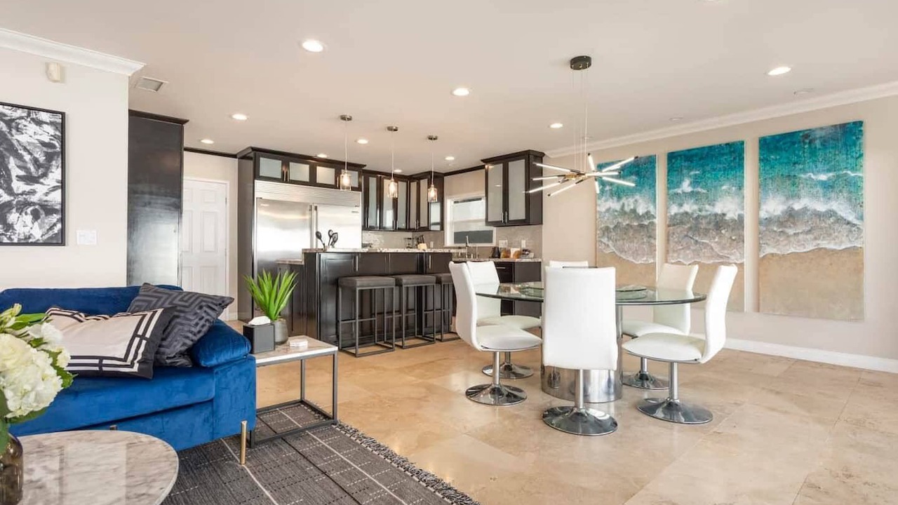 Photo of Livingroom in Ladera Heights