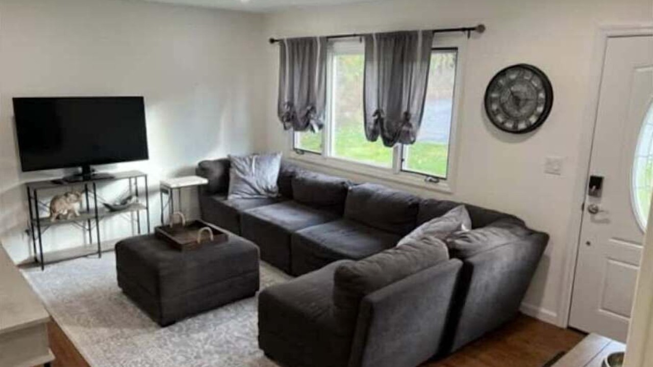 Photo of Livingroom in Cortlandt