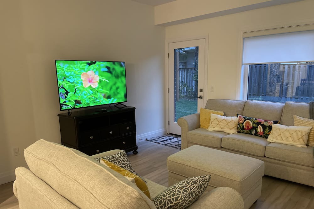Photo of Livingroom in Guelph