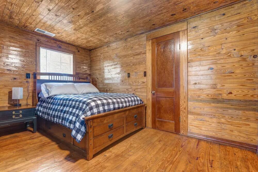 Photo of Bedroom in McCalla