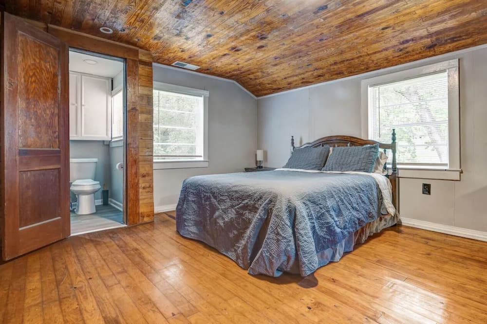 Photo of Bedroom in McCalla
