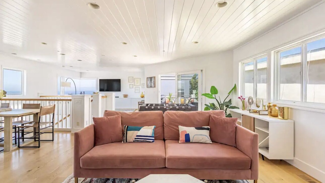 Photo of Livingroom in Tree Section