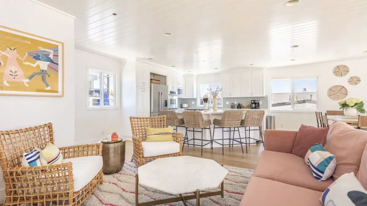 Photo of Livingroom in Tree Section