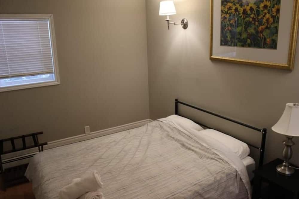 Photo of Bedroom in Elora