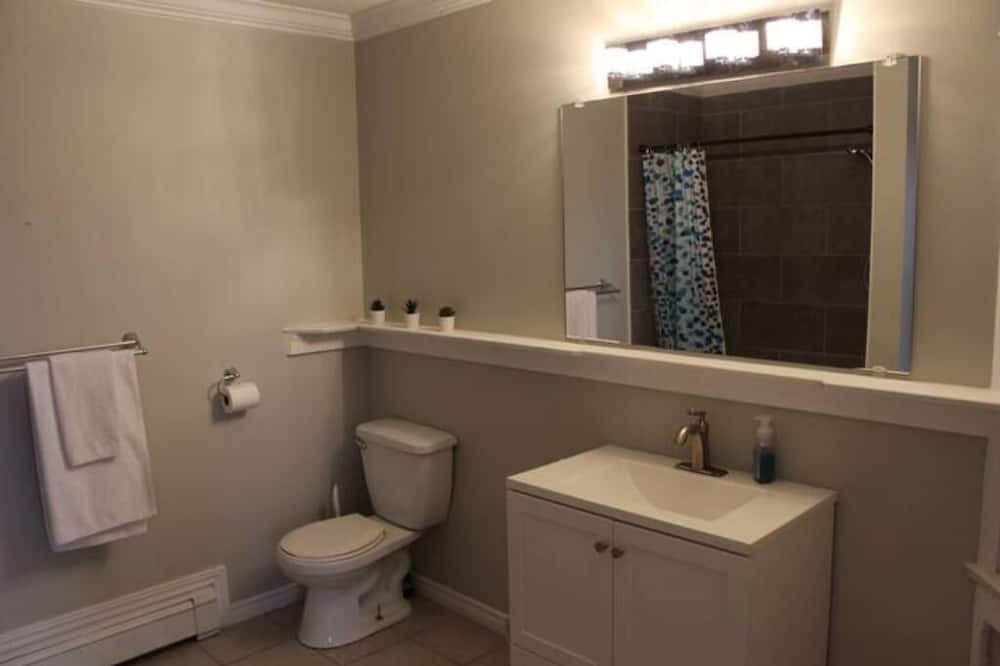 Photo of Bathroom in Elora
