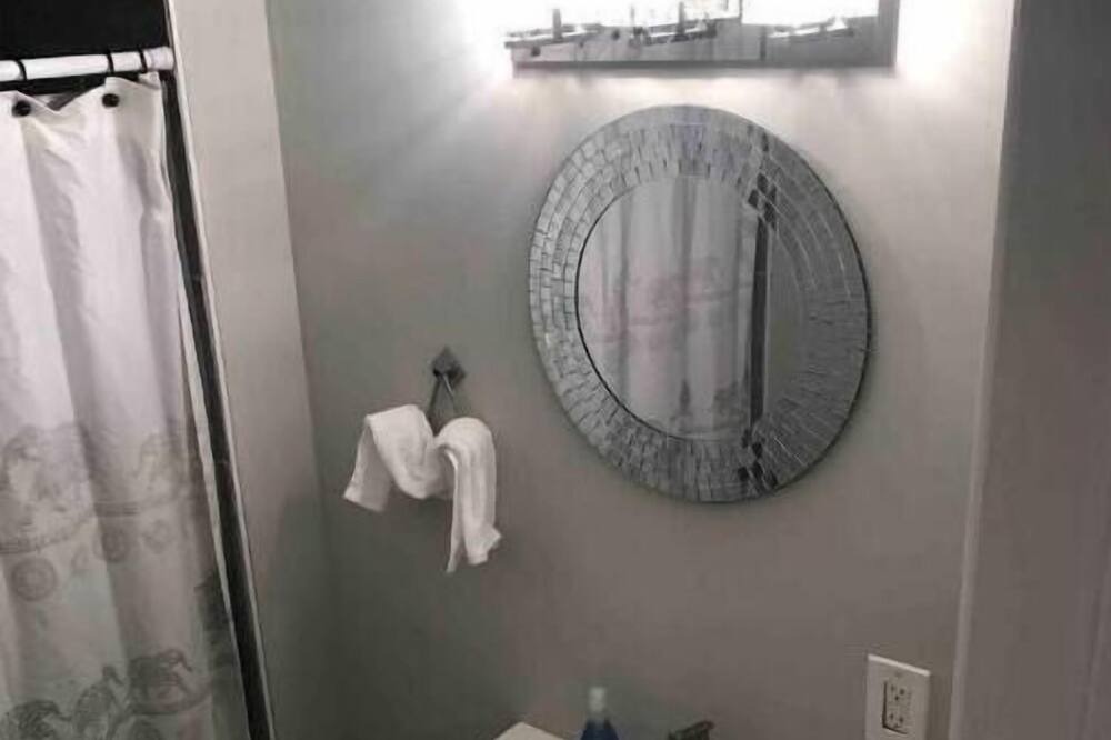 Photo of Bathroom in Elora