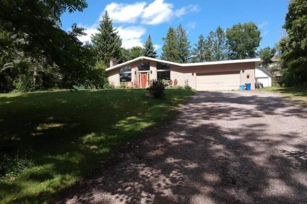 Photo of Outdoor in Elora