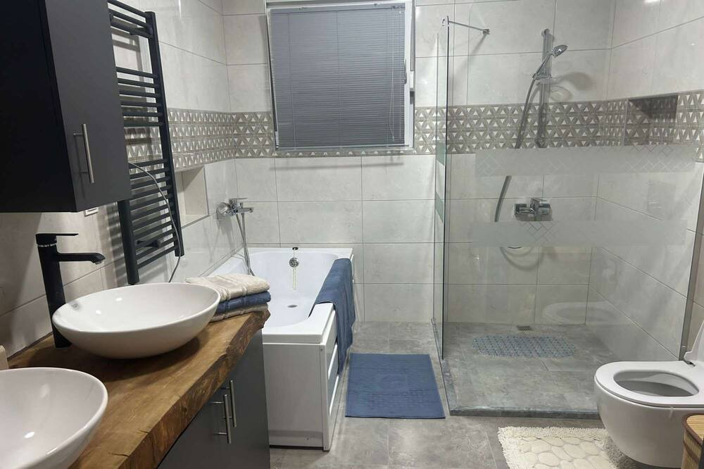 Photo of Bathroom in Kargicak