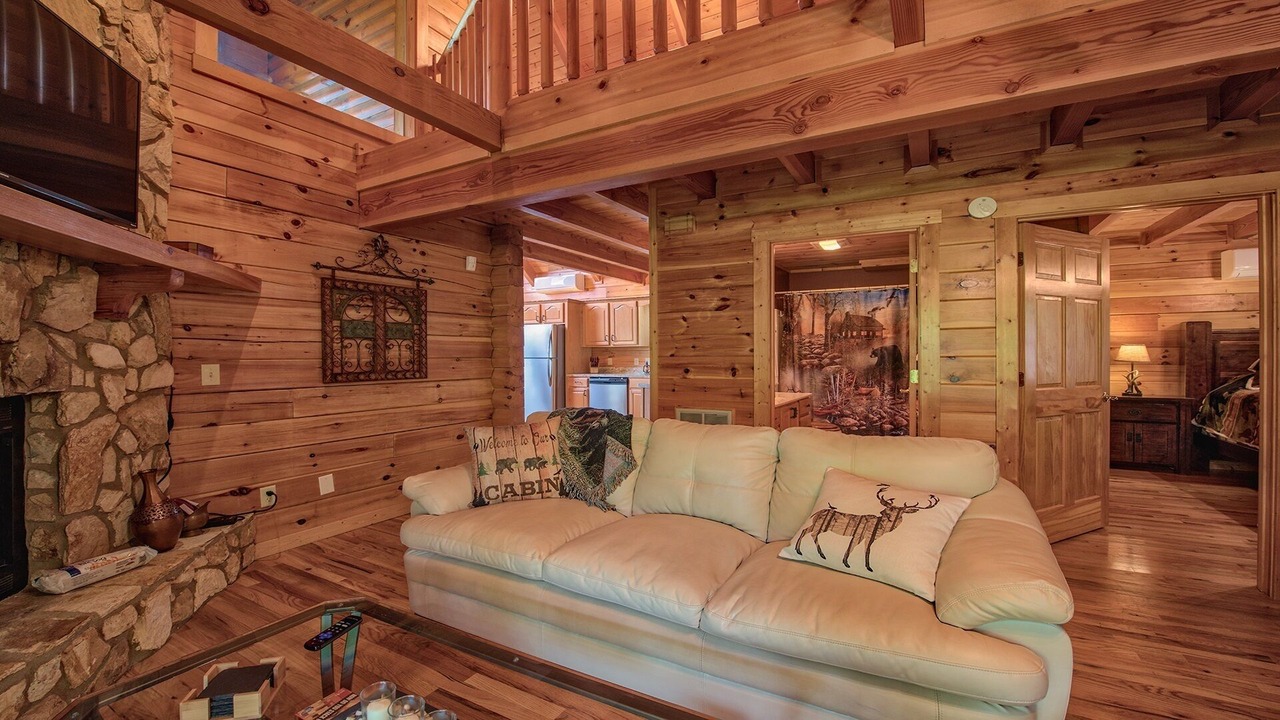 Photo of Livingroom in Maggie Valley