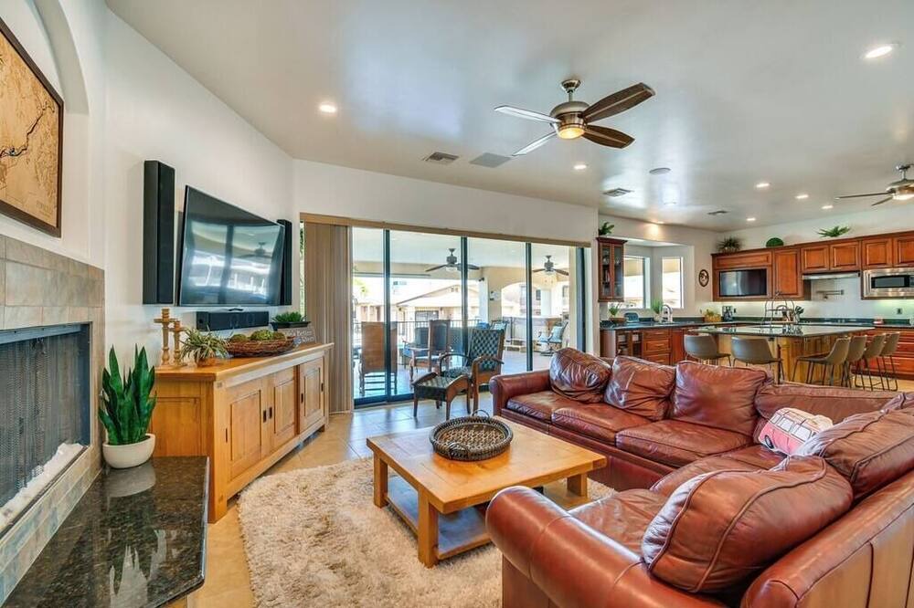 Photo of Livingroom in Cienega Springs