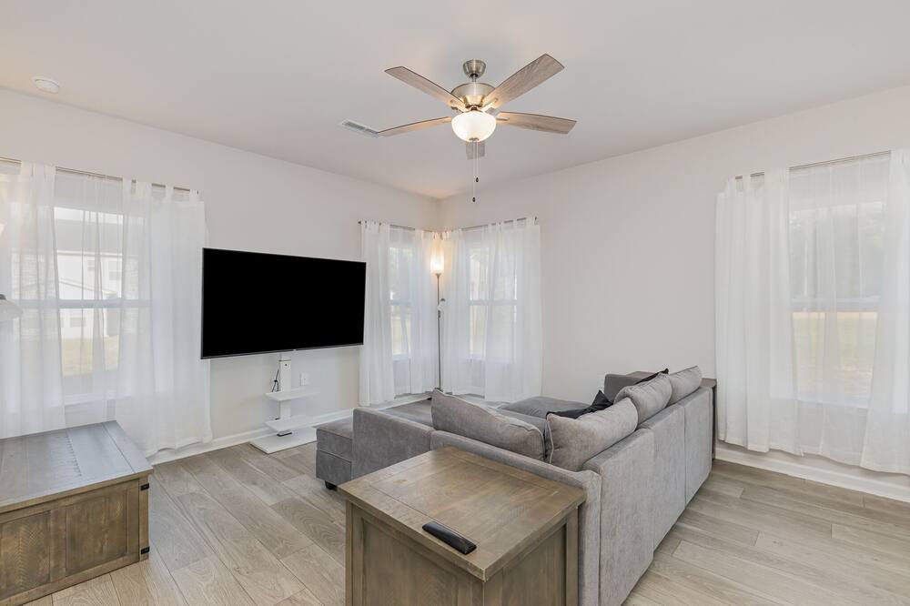 Photo of Livingroom in Selma