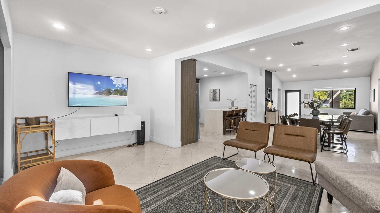 Photo of Livingroom in The Roads