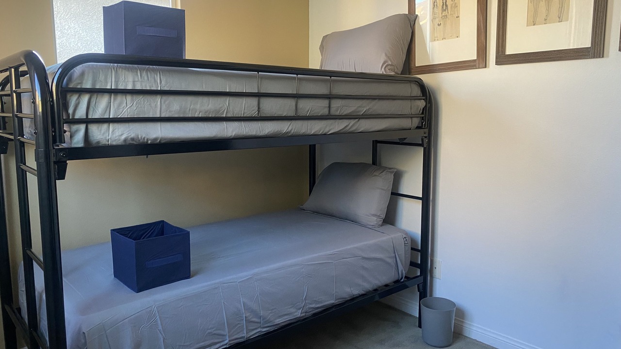Photo of Bedroom in West Athens