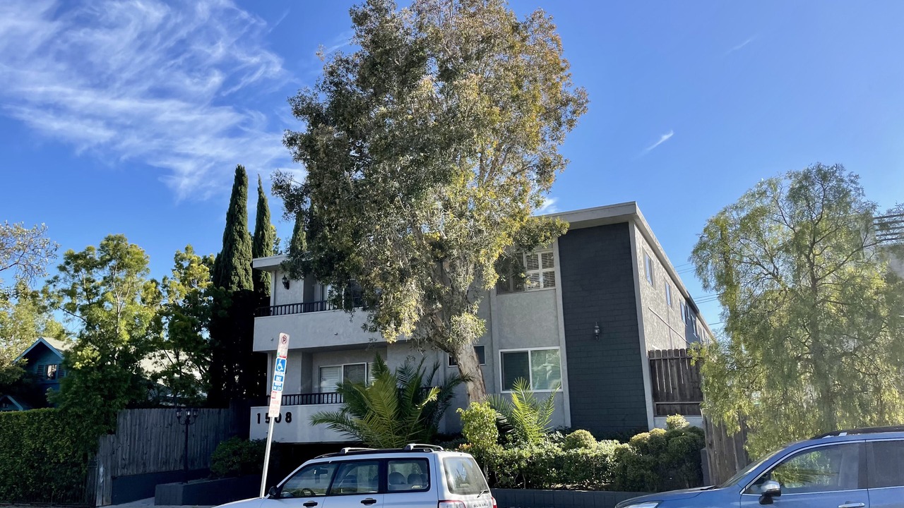 Photo of Outdoor in Mid-City