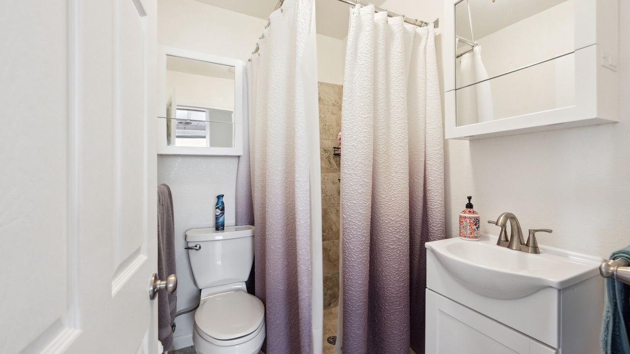 Photo of Bathroom in Townsite
