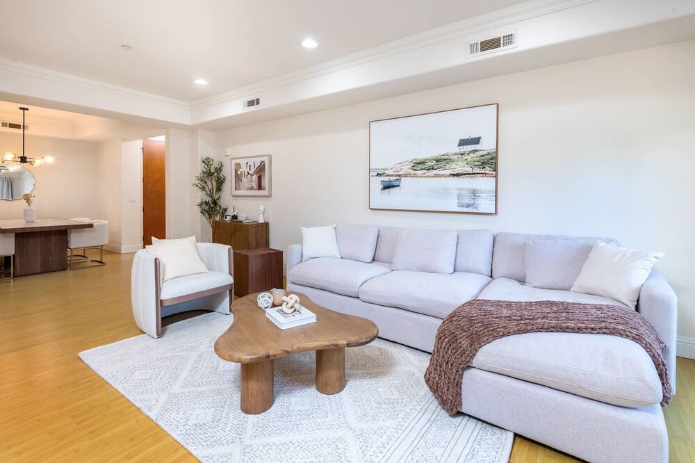 Photo of Livingroom in The Flats