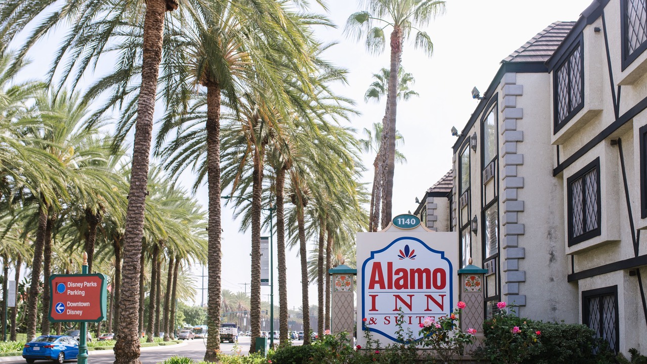 Photo of Outdoor in Anaheim Resort