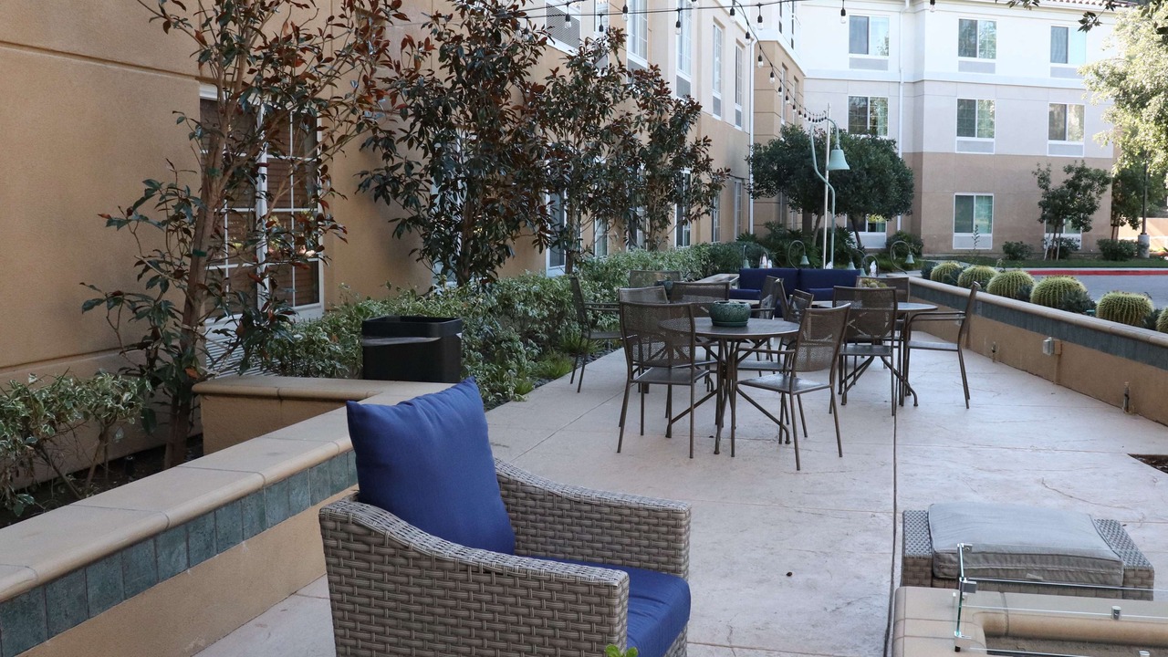 Photo of Patio Balcony in Calabasas