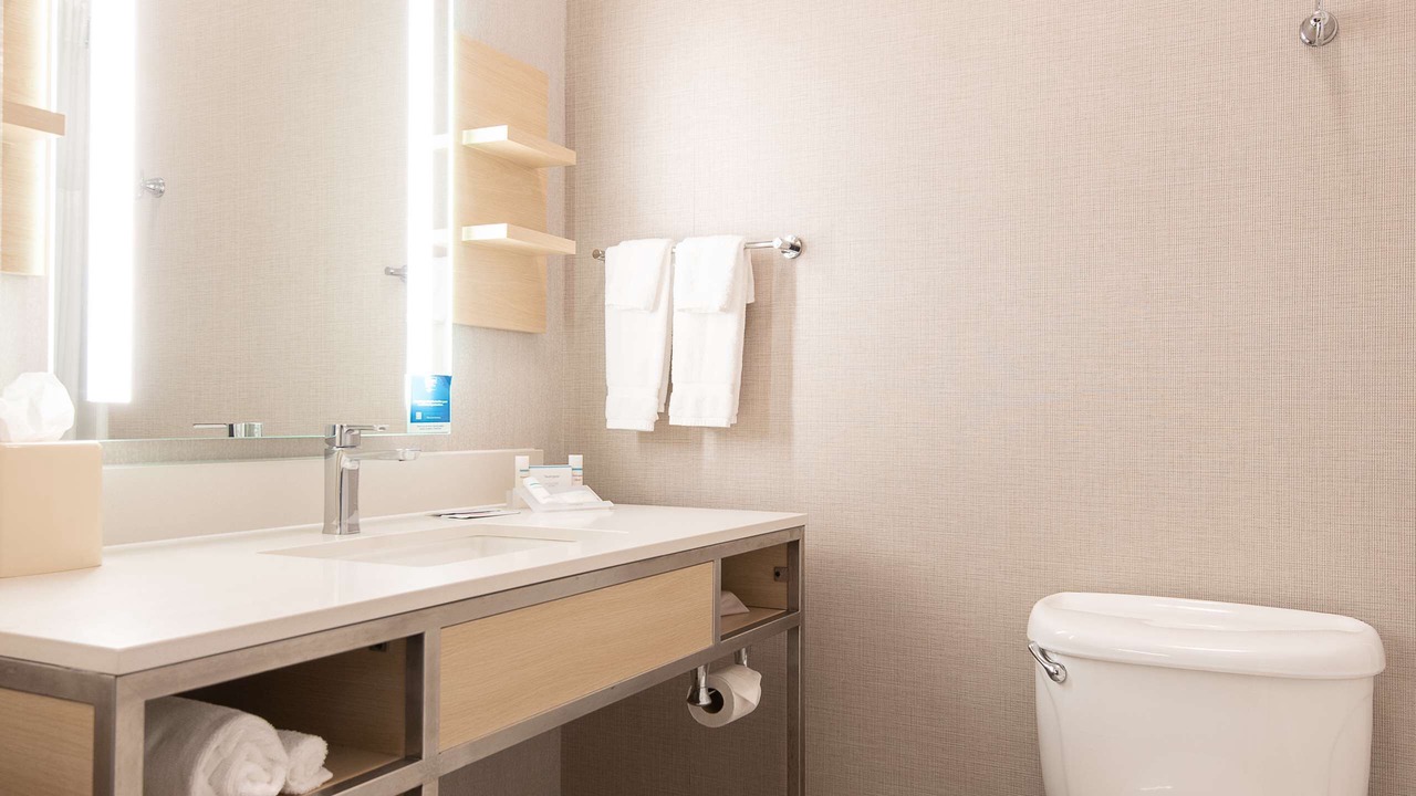 Photo of Bathroom in Calabasas