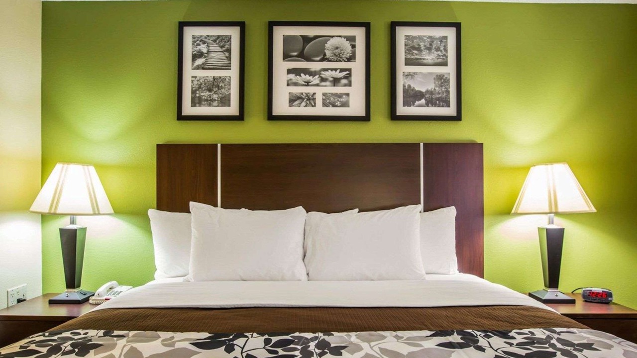Photo of Bedroom in Asheville