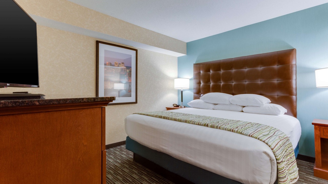 Photo of Bedroom in Crestline Heights