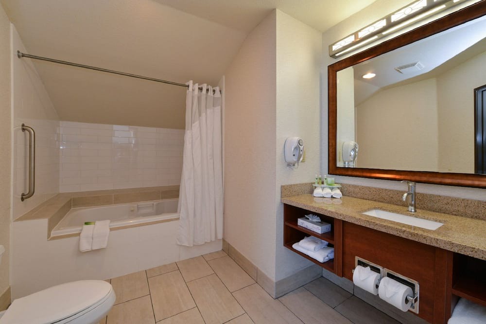 Photo of Bathroom in Northwest Berkeley