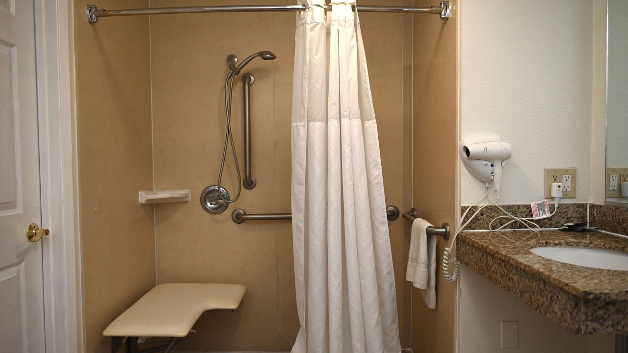 Photo of Bathroom in Little Armenia