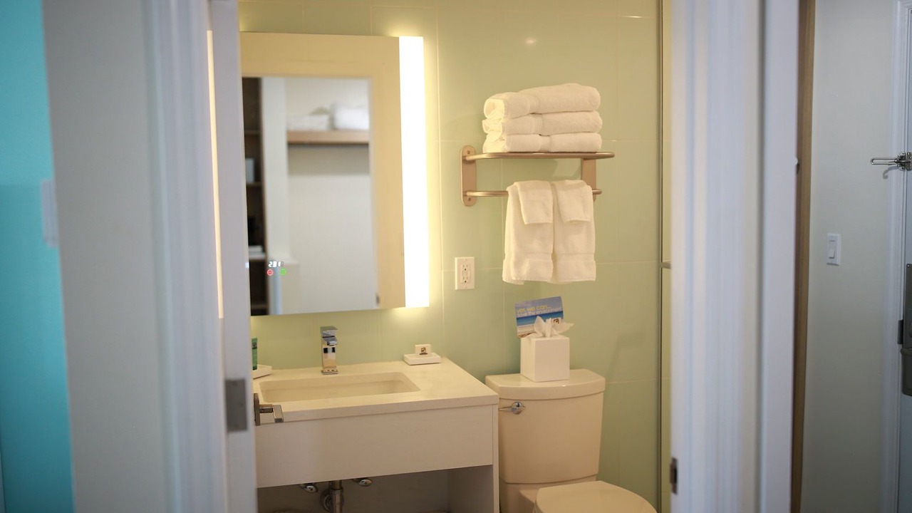 Photo of Bathroom in Bell Channel Bay