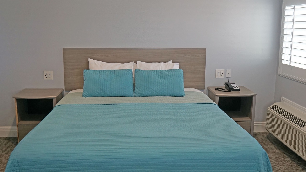 Photo of Bedroom in Huntington Beach
