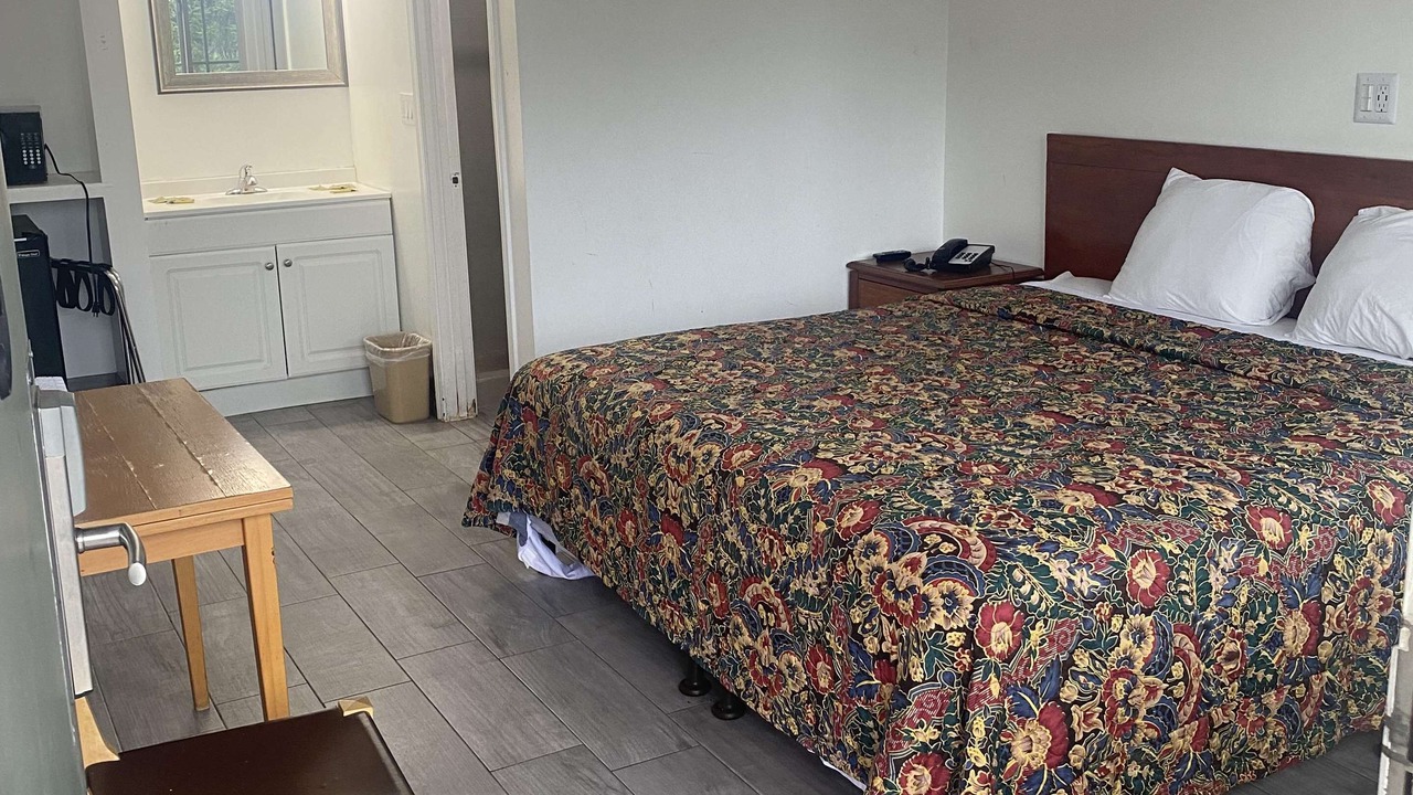 Photo of Bedroom in Thousand Oaks