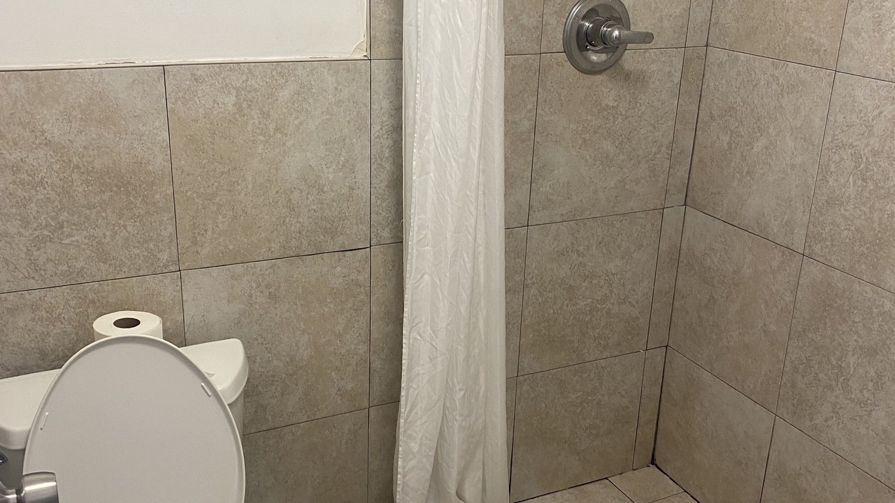 Photo of Bathroom in Thousand Oaks