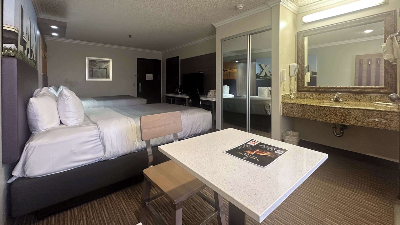 Photo of Bedroom in Lennox