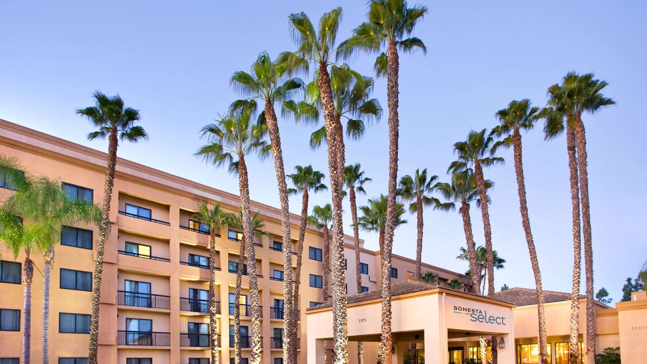 Photo of Buildings in Laguna Hills