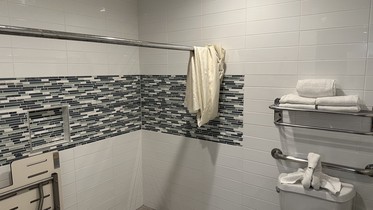 Photo of Bathroom in East Side Costa Mesa
