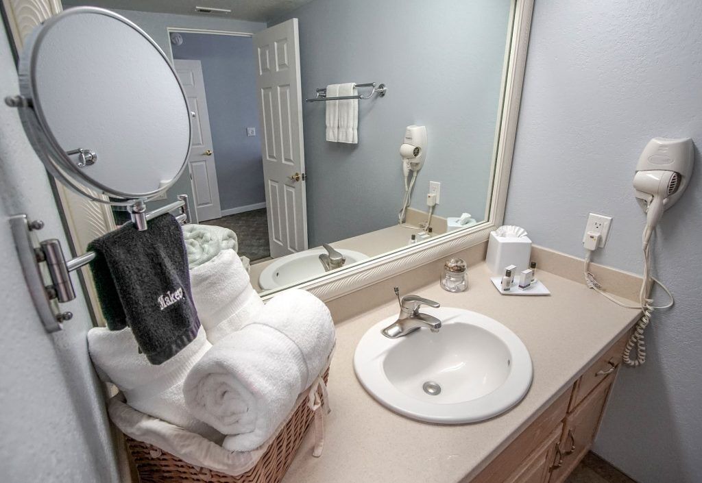 Photo of Bathroom in Historic Tennis Club