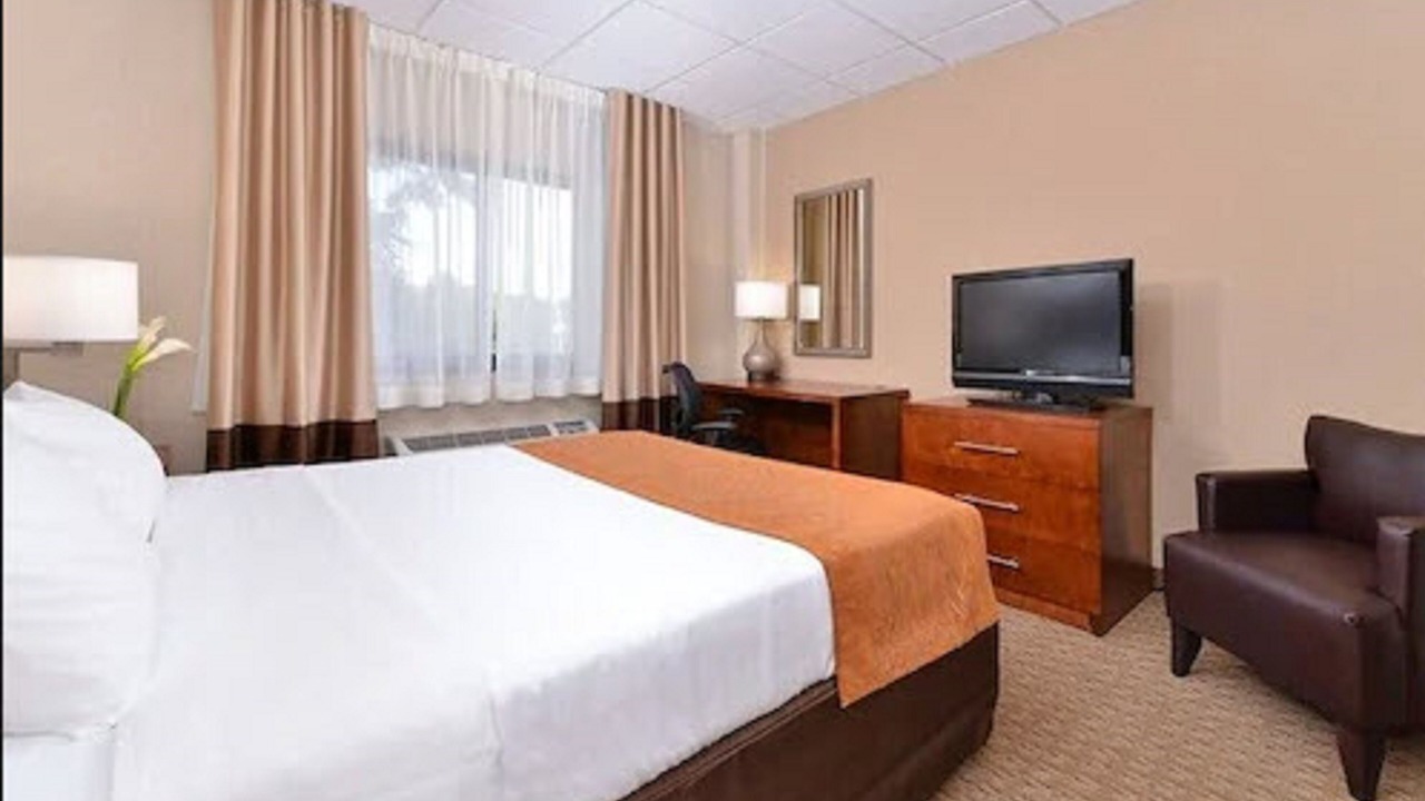 Photo of Bedroom in Syosset