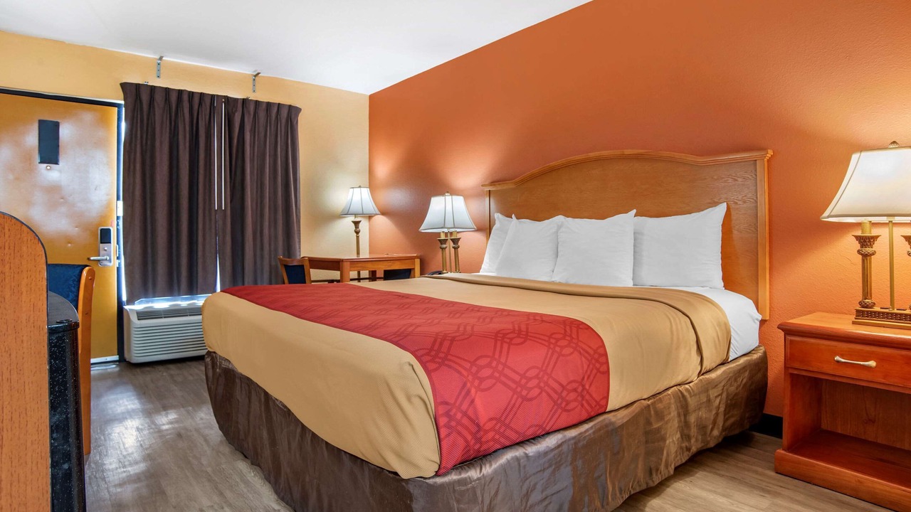 Photo of Bedroom in Evergreen