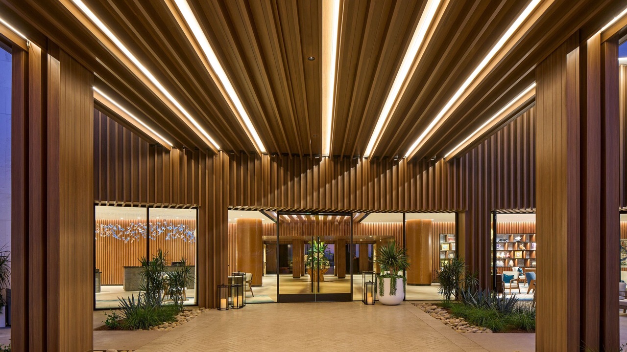 Photo of Outdoor in Newport Center