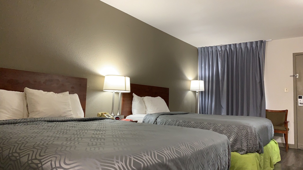 Photo of Bedroom in Troy