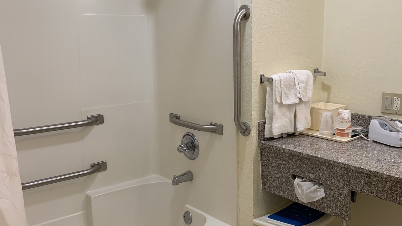 Photo of Bathroom in Troy